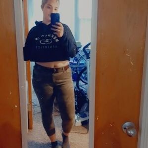 Meet your Posher, Crissy